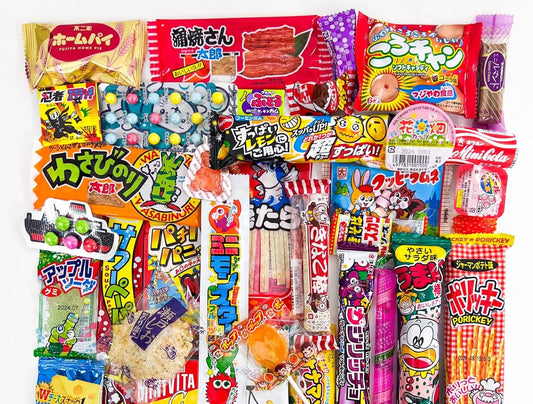 Japanese Snacks Assortment 40pcs, Full of Dagashi, Candy, Gummy, Marshmallows, Chips,Bubblegum, weird snacks food Japan, for Gifts, Picnics, and Snacks, for both Children and Adults.